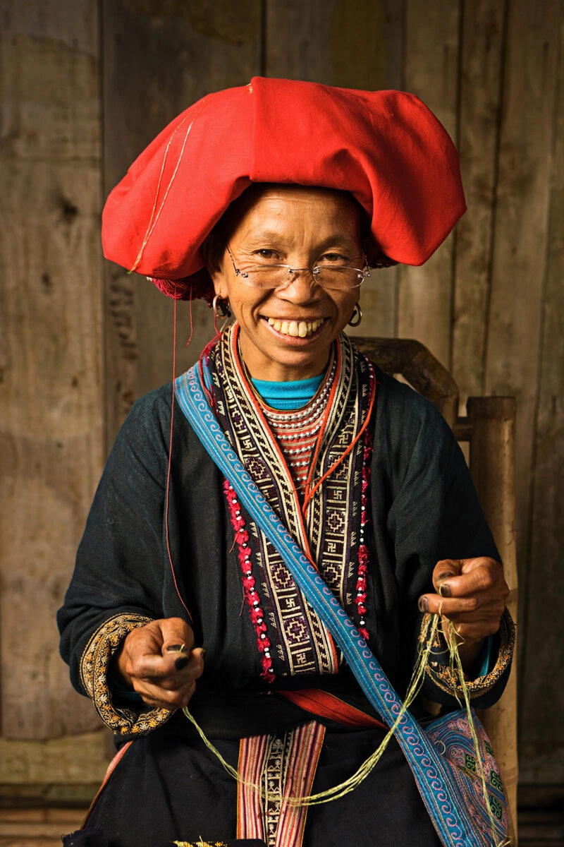 Arts, Culture & History trips - Vietnamese minority people - woman from Red Dao hill tribe