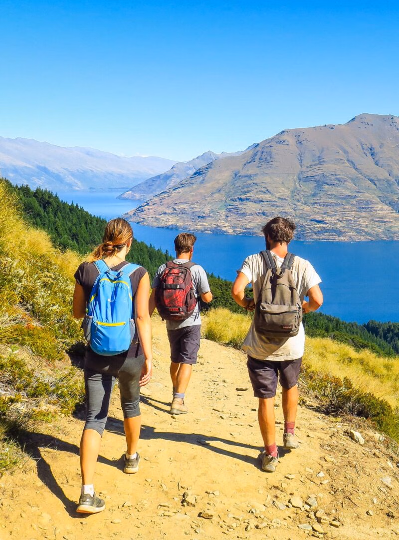 Hiking Ben Lomond in Queenstown, New-Zealand