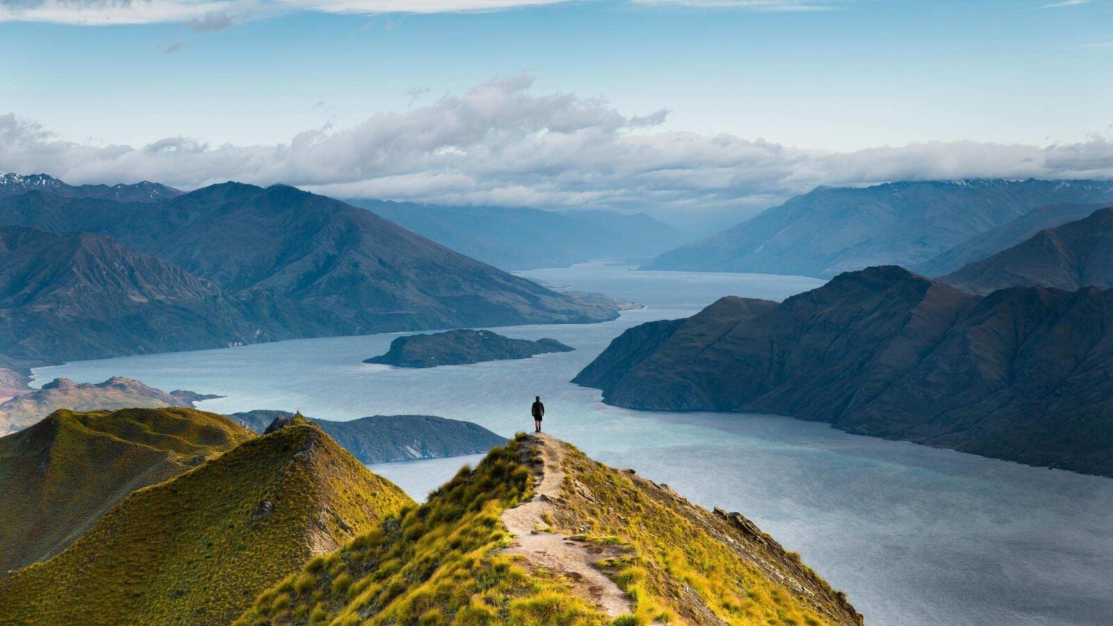 Roys peak mountain hike in Wanaka New Zealand.