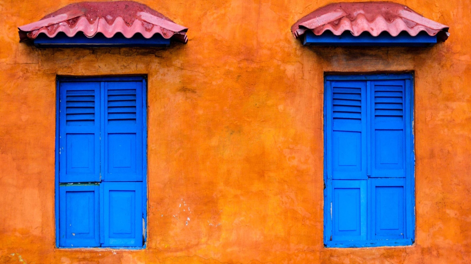 Colorful buildings in Cartagena