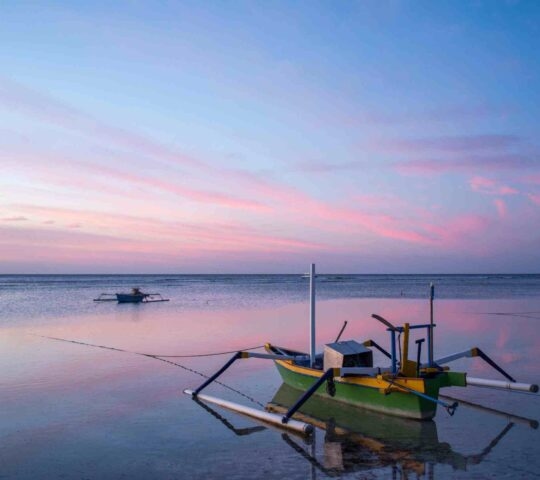 Gilli Islands boats on the beach at sunset
