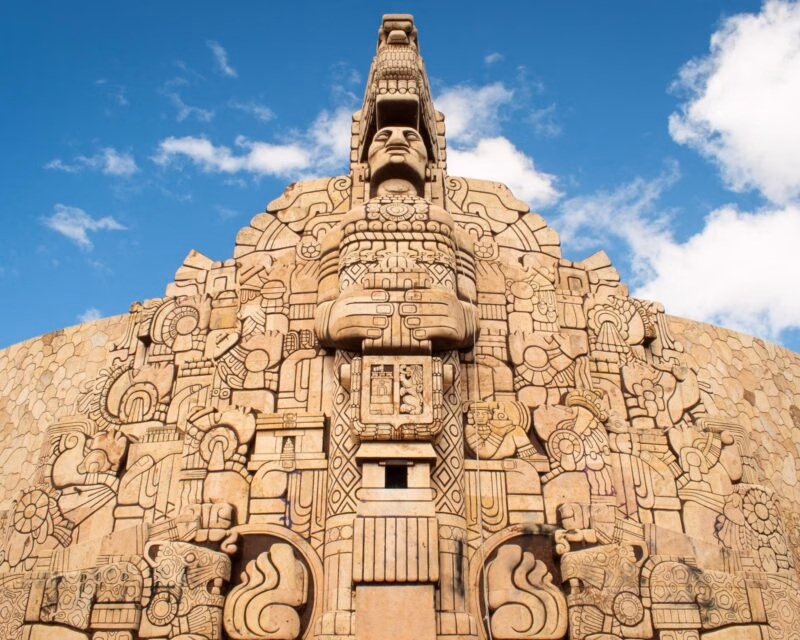 Monument to the Fatherland in Mérida, Mexico
