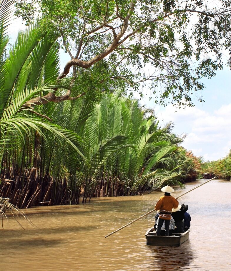 The incredible landscape of Khao Sok National Park, a boat ride down the winding Mekong Delta.