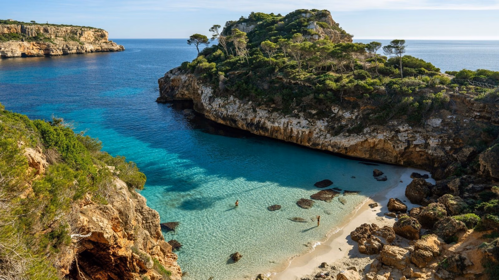 mallorca mediterranean honeymoon trip