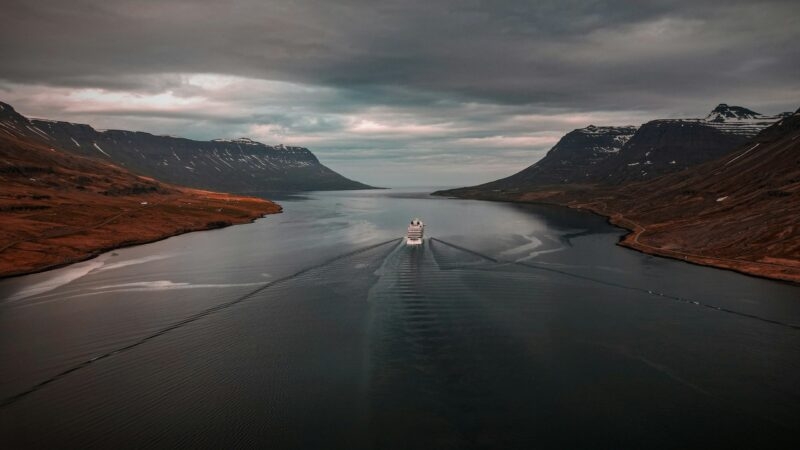 expedition cruise arctic destination