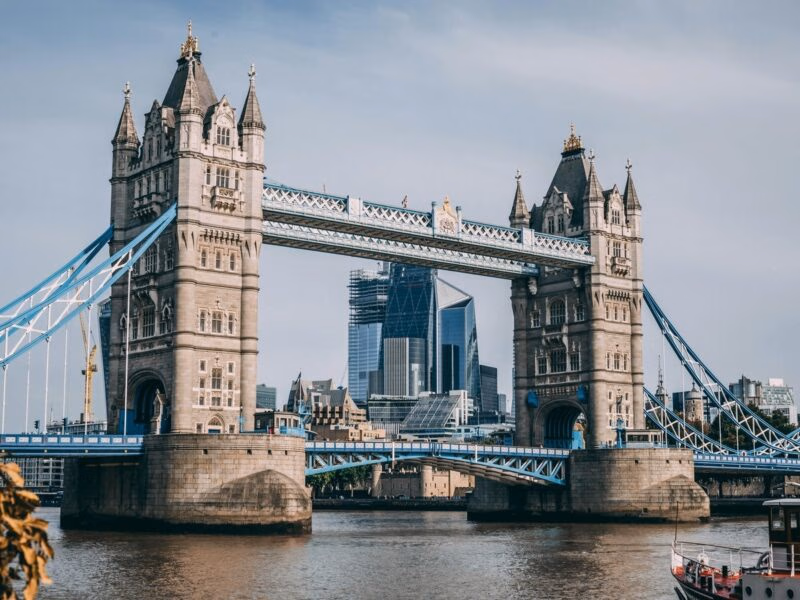 Tower of London uk tours