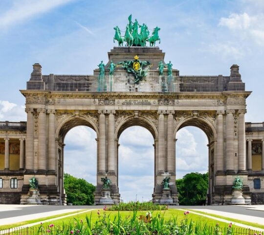 The Cinquantenaire Memorial Arcade in the centre of the Parc du Cinquantenaire in Brussels, Belgium.