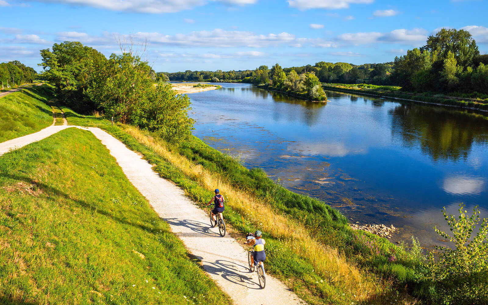 Go cycling through the beautiful countryside of the Loire Valley.