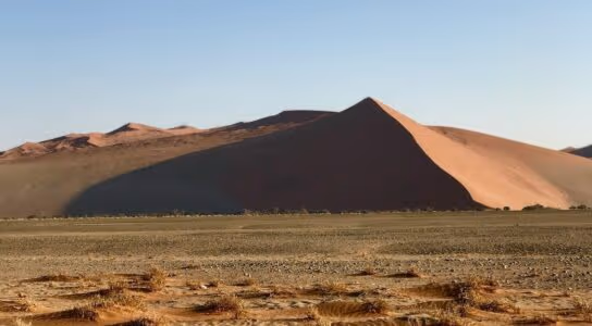 Start the day in Sossusvlei preview image