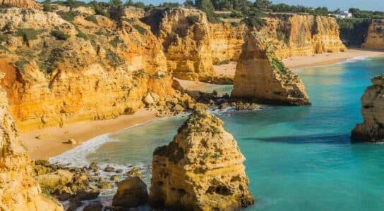 Lie on the Algarve's beaches preview image