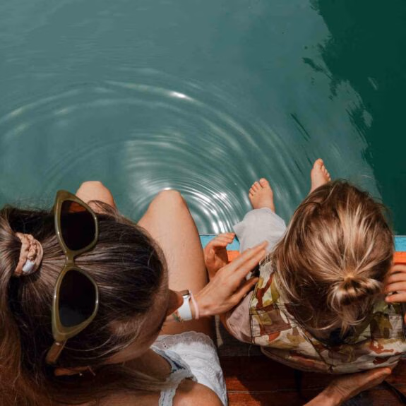 A Month-by-Month Guide to Family Travel thumbnail