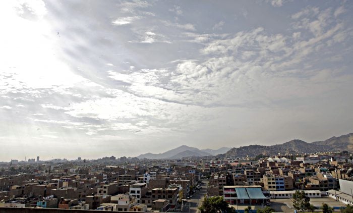 Lima_Peru_Skyline_-_JoeBaur.jpg