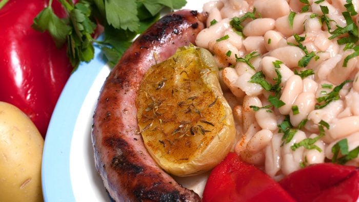 Botifarra-amb-Seques-sausage-with-beans-Spain-food