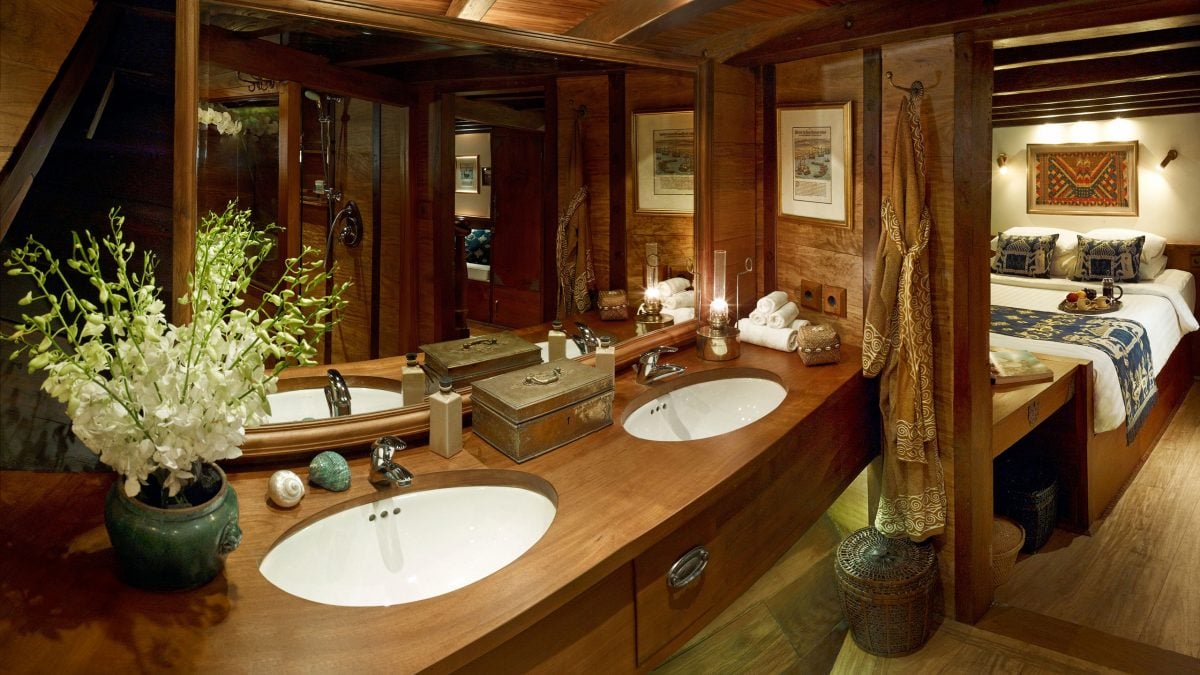 si-datu-cabin-with-bathroom