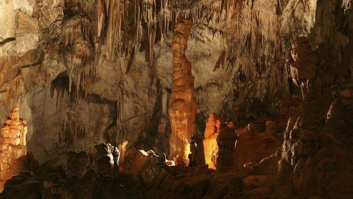 modric-cave-stalactities-stalagmites-croatia