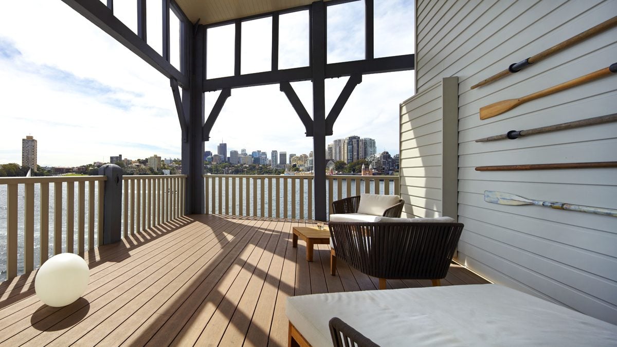 pier-one-sydney-balcony