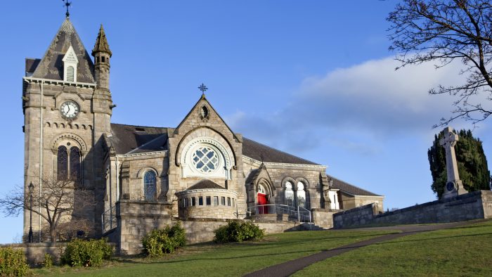 pitlochry-church-scotland