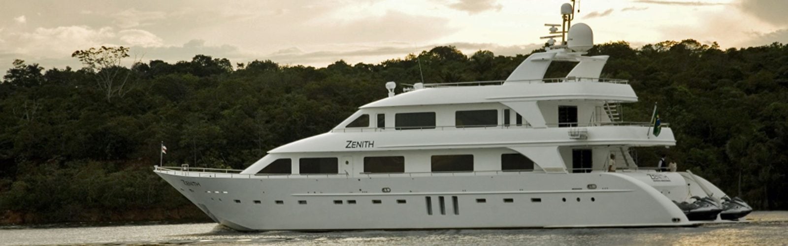 zenith-cruise-ship-amazon