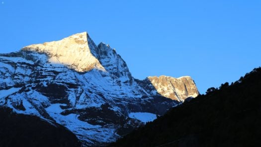 mountains-nepal-himalayas