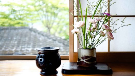 ikebana-flowers-japan