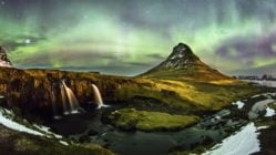 northern-lights-mountains-iceland