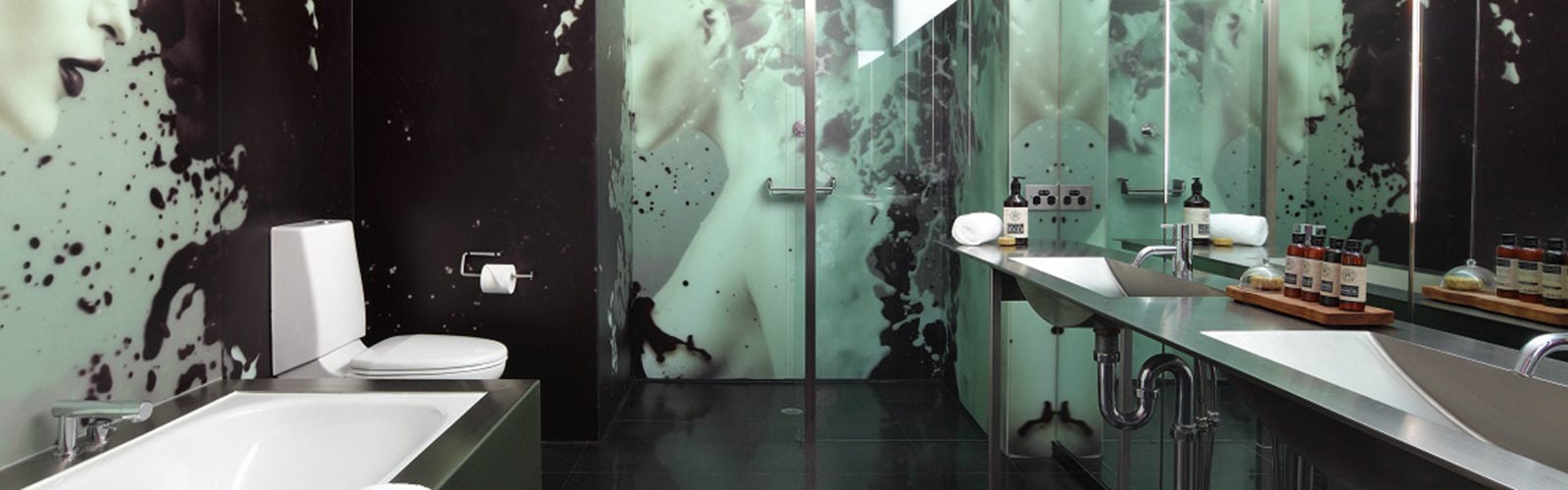 adelphi-hotel-bathroom