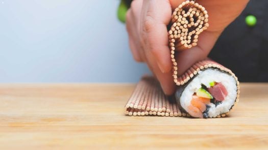 rolling-sushi-japan