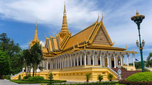 royal-palace-phnom-penh-cambodia
