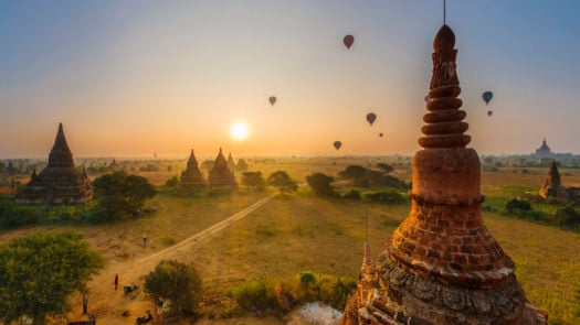 Montgolfières Bagan
