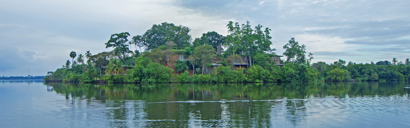 tri-galle-view-from-lake