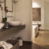nimb-hotel-bathroom