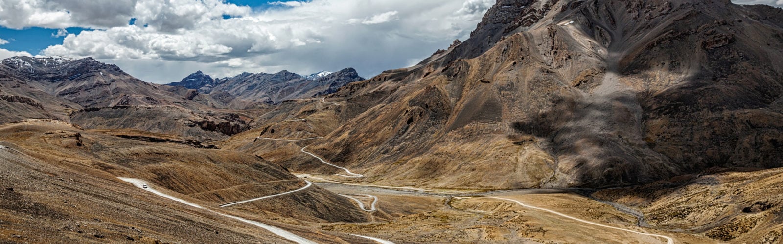 ladakh-landscape-roads