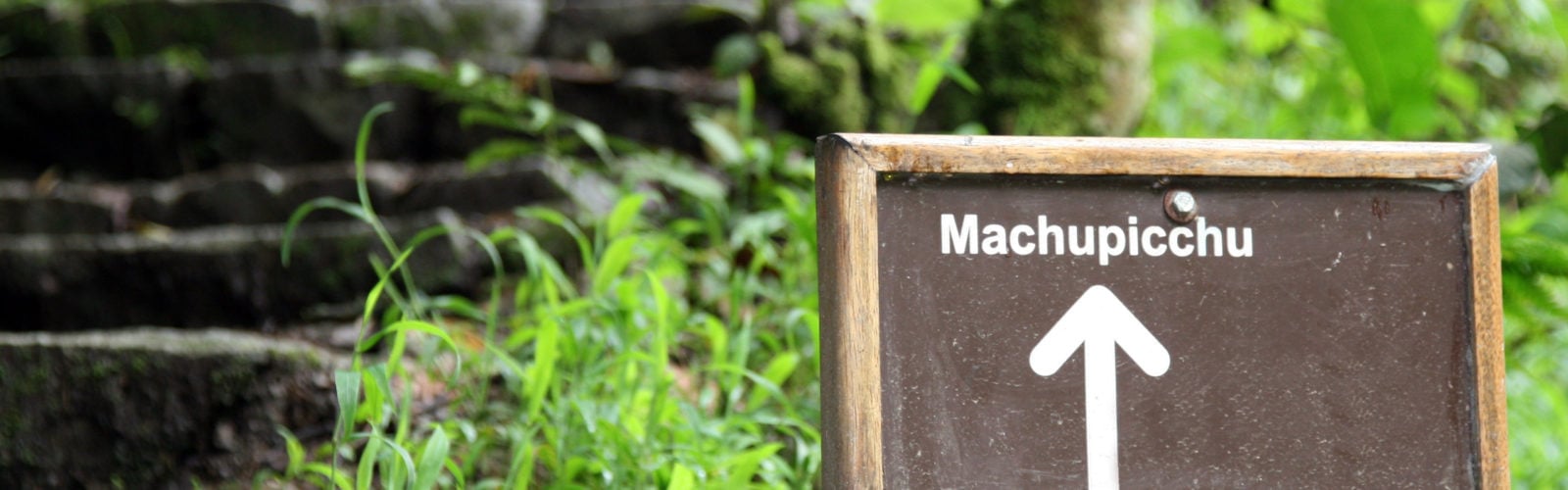 Sign on the Inca Trail to Machu Picchu
