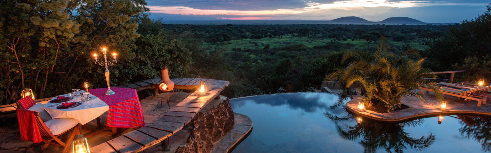 ol-donyo-lodge-pool-and-dining-table