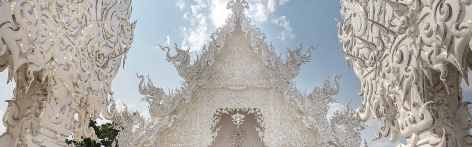 white-temple-chiang-rai-detail