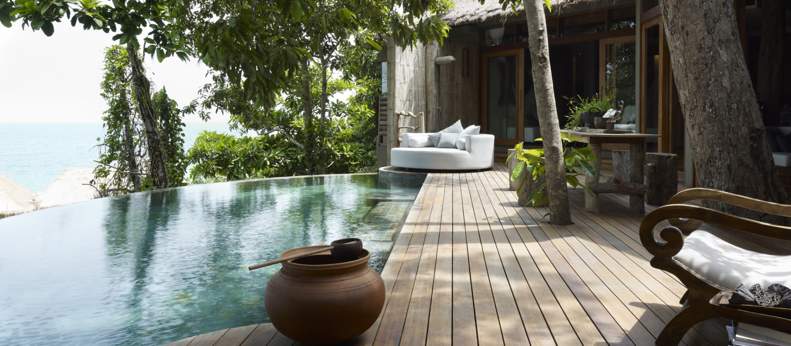 song-saa-overwater-villa-infinity-pool-cambodia