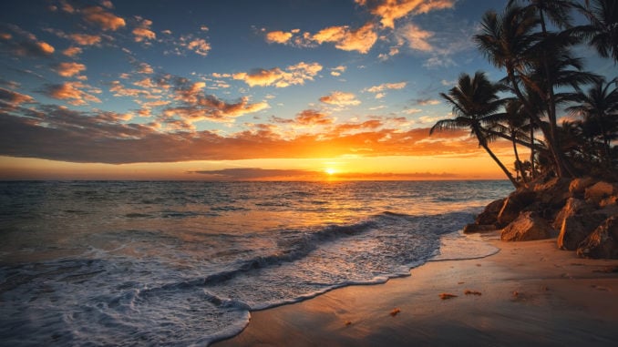 seychelles-beach-sunset