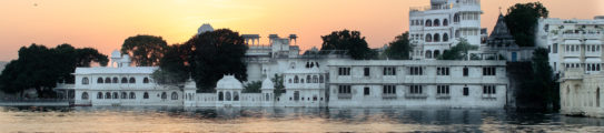 lucy-laucht-udaipur-palace-india