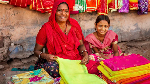 women-colourful-fabrics-rajasthan-india
