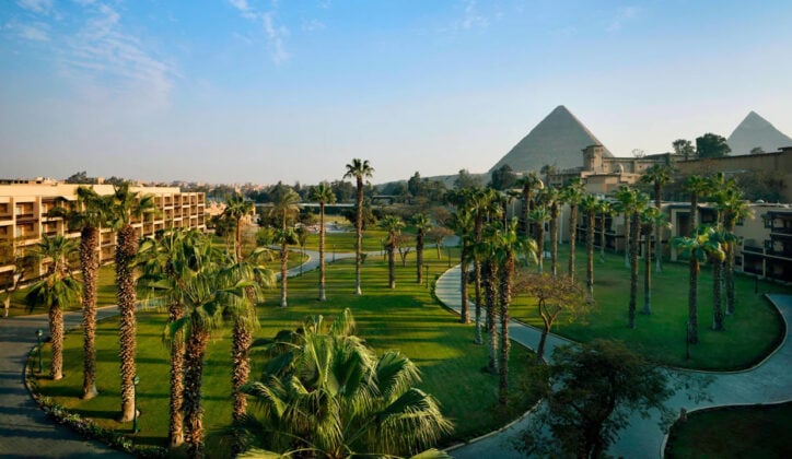 why tourists visit egypt