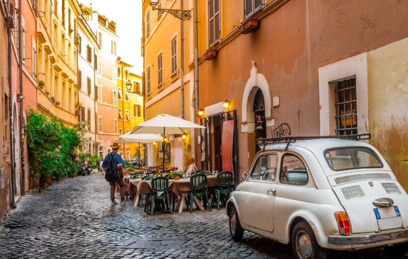 Street life in Rome